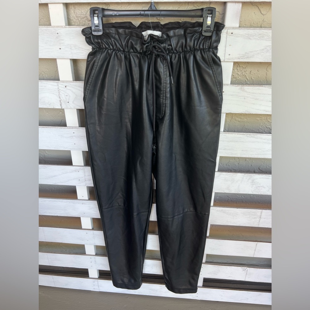 Abercrombie And Fitch Faux Leather High Waisted Paper Bag Jogger Pants Women’s S